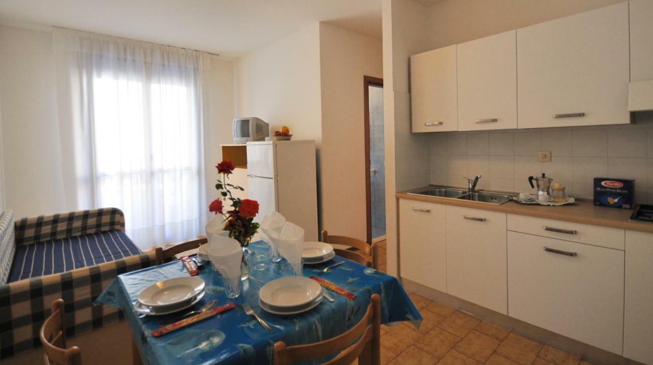 Condominio Pleione Bibione Exterior foto